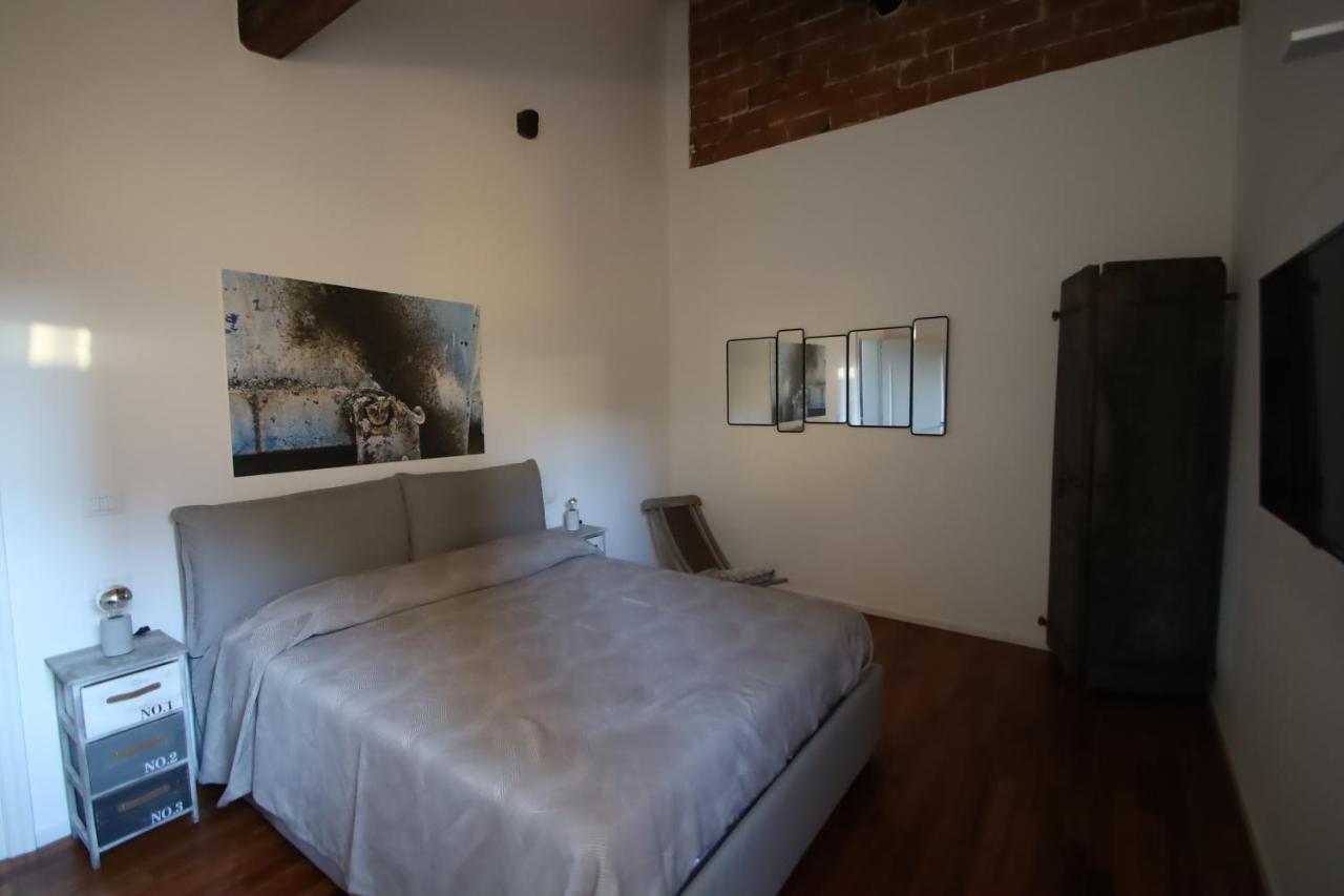 Charme Appartamento Immerso Tra Le Mura Bolognesi Екстериор снимка